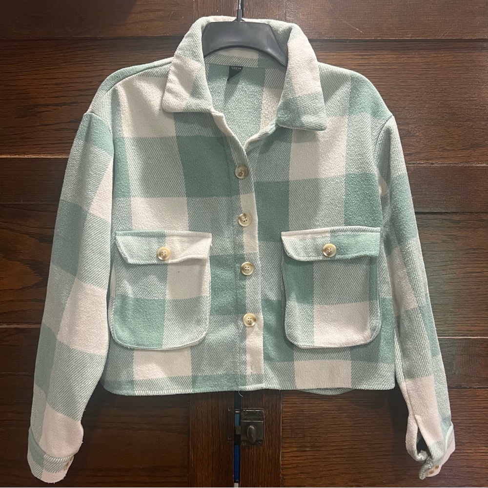 ✅ 5 /$25 SHEIN medium Green White plaid cropped shacket Utility Jacket Collared
